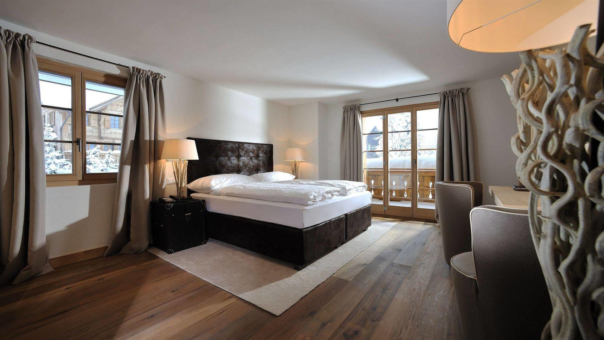 Hotel Des Alpes Superieur Gstaad Exterior photo